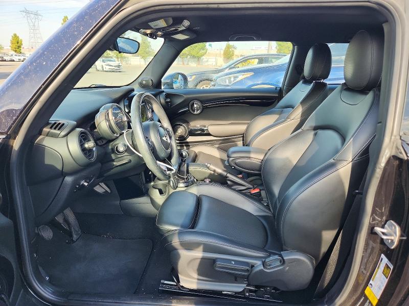 Photo 7 from auction – 2017 MINI COOPER with VIN WMWXP7C56H2C61286