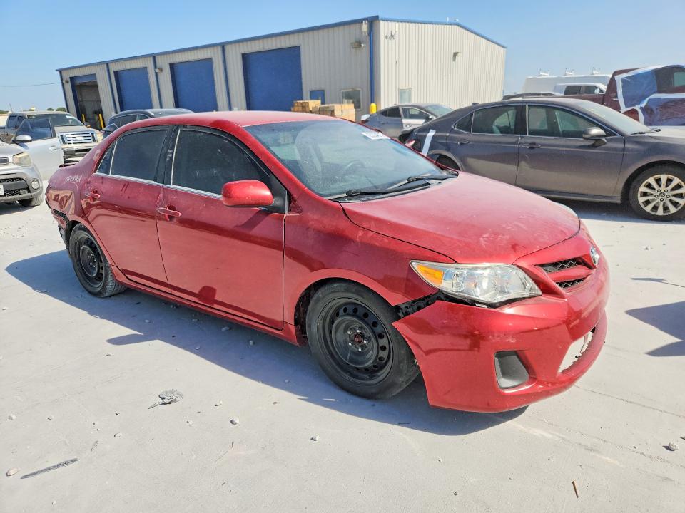 Снимка 4 от търг – 2013 TOYOTA COROLLA с VIN 5YFBU4EE8DP111481
