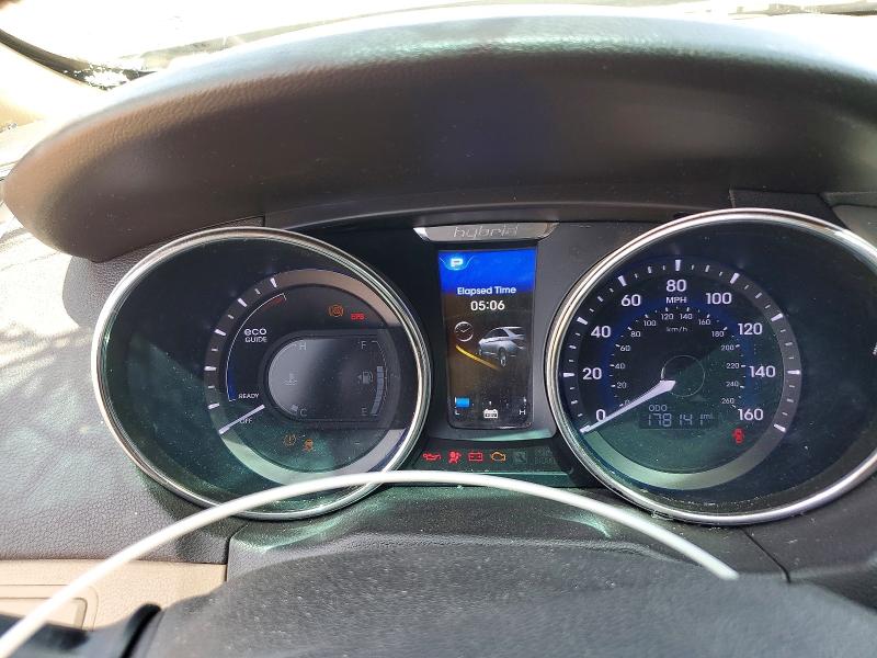 Photo 9 from auction – 2012 HYUNDAI SONATA with VIN KMHEC4A49CA034552