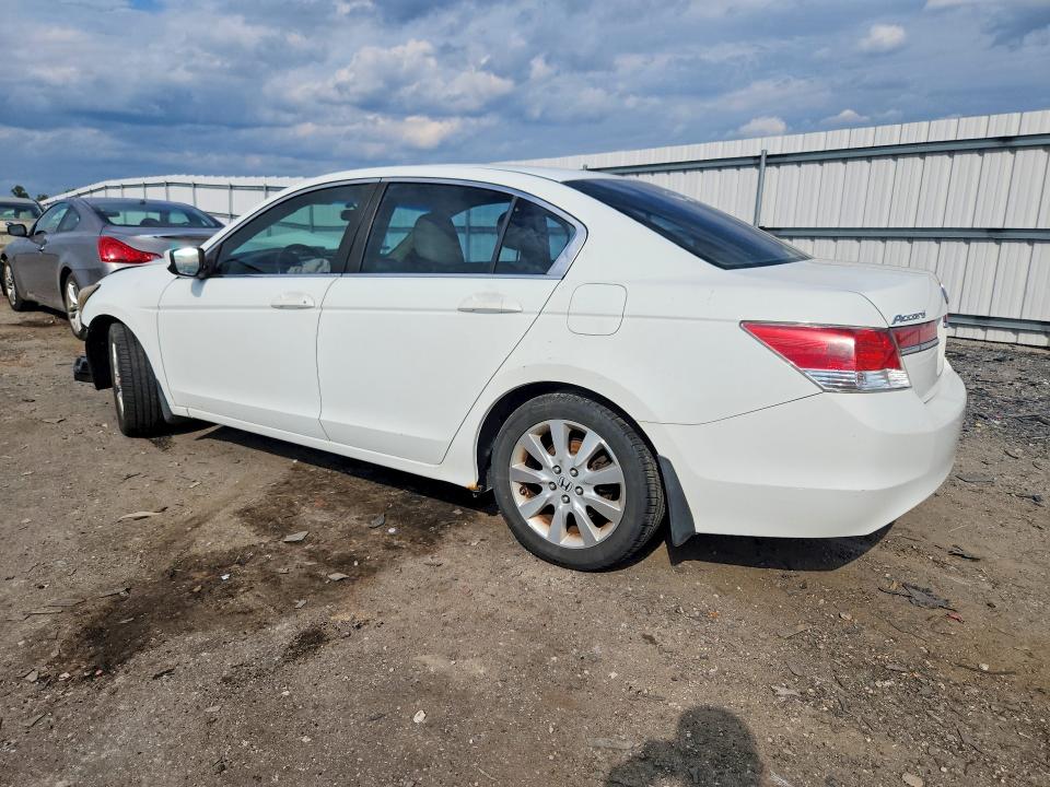 Photo 2 from auction – 2012 HONDA ACCORD with VIN 1HGCP2F62CA016975