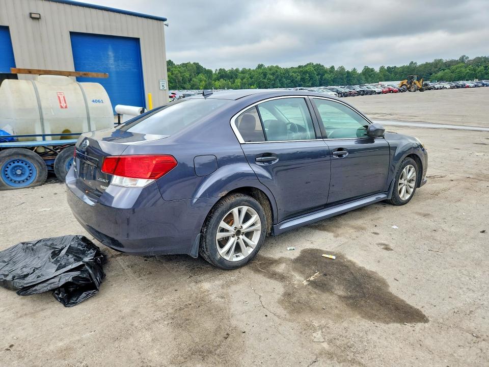 Photo 3 from auction – 2013 SUBARU LEGACY with VIN 4S3BMBP64D3015138