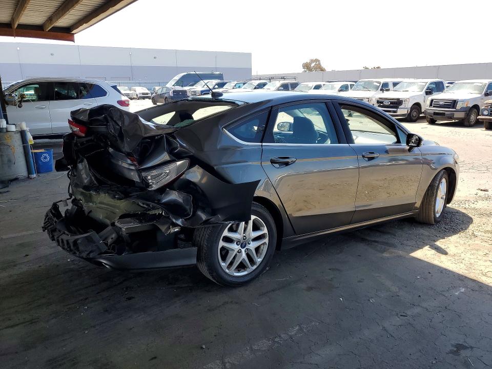 Foto 3 de la subasta – 2016 FORD FUSION con VIN 3FA6P0H75GR386891