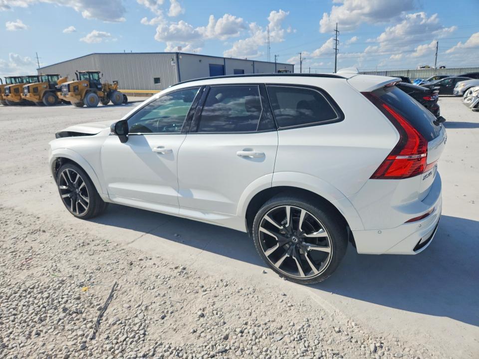 Photo 2 from auction – 2023 VOLVO XC60 with VIN YV4L12RX8P1341945