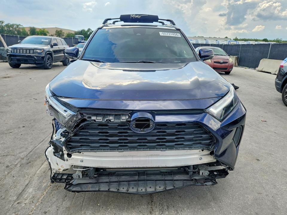 Photo 5 from auction – 2023 TOYOTA RAV4 with VIN 2T3W1RFV2PW276717