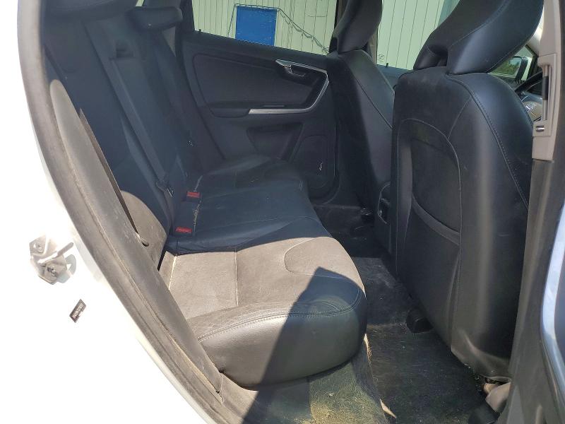Photo 10 from auction – 2016 VOLVO XC60 with VIN YV4612RK7G2796359