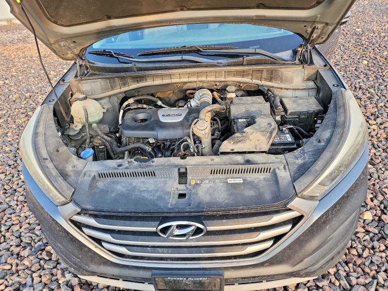 Photo 12 from auction – 2017 HYUNDAI TUCSON with VIN KM8J33A23HU380156
