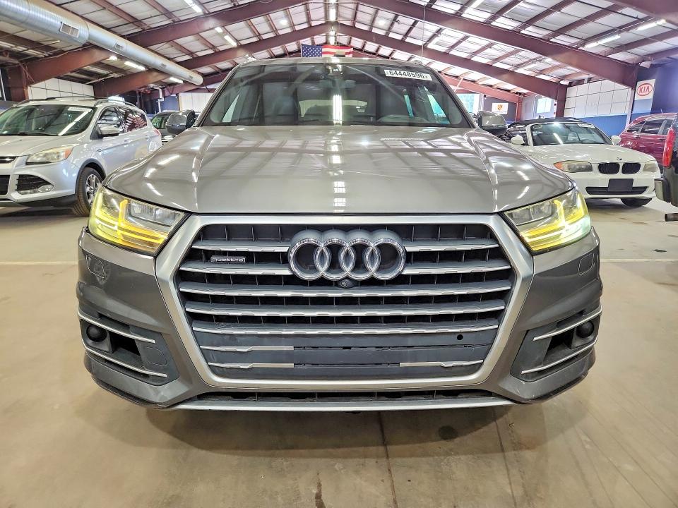 Photo 5 from auction – 2018 AUDI Q7 with VIN WA1VABF72JD009581