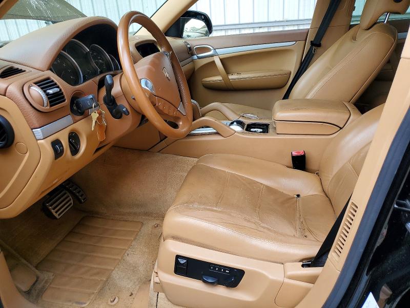 Photo 7 from auction – 2004 PORSCHE CAYENNE with VIN WP1AB29P84LA73646
