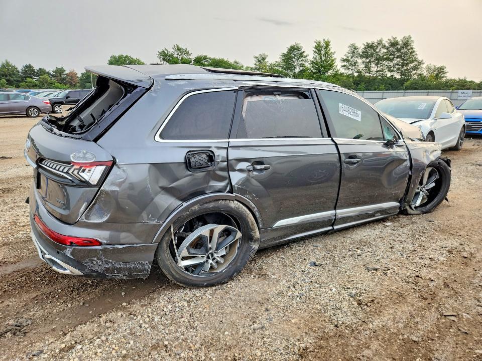 Photo 3 from auction – 2020 AUDI Q7 with VIN WA1VXAF74LD001431