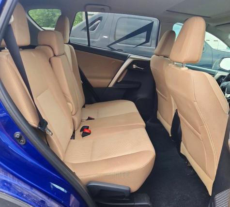 Photo 10 from auction – 2014 TOYOTA RAV4 with VIN 2T3RFREVXEW194361