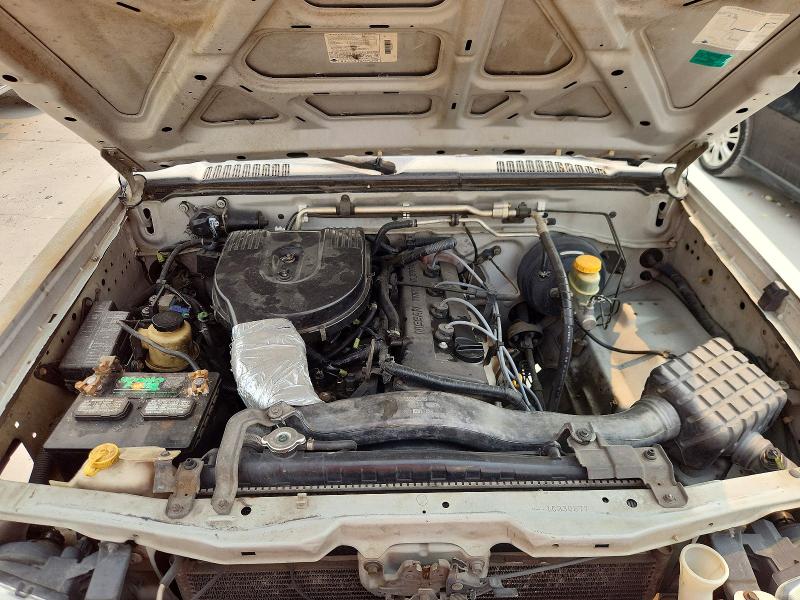 Photo 11 from auction – 2001 NISSAN FRONTIER with VIN 1N6DD26S91C330677