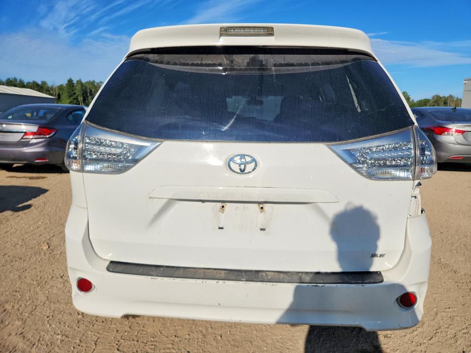 Photo 6 from auction – 2017 TOYOTA SIENNA with VIN 5TDXZ3DCXHS861396