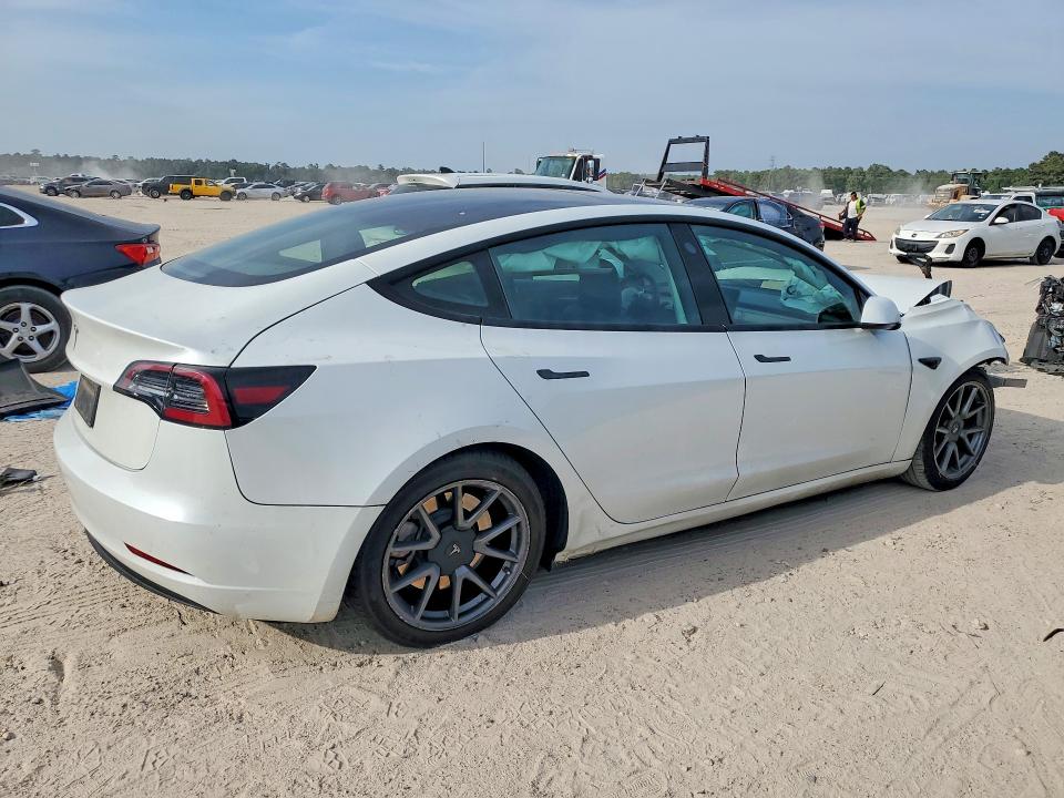 Photo 3 from auction – 2023 TESLA MODEL 3 with VIN 5YJ3E1EA5PF424503