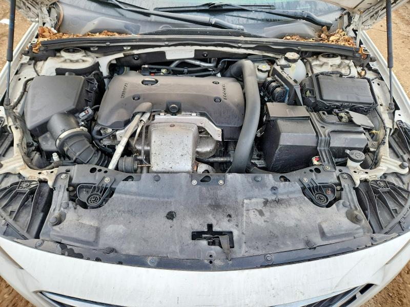 Photo 11 from auction – 2019 BUICK REGAL with VIN W04GL6SX3K1040728