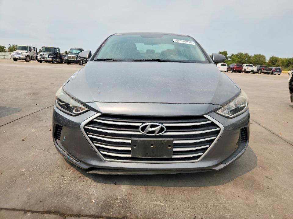 Photo 5 from auction – 2018 HYUNDAI ELANTRA with VIN 5NPD74LF1JH332926