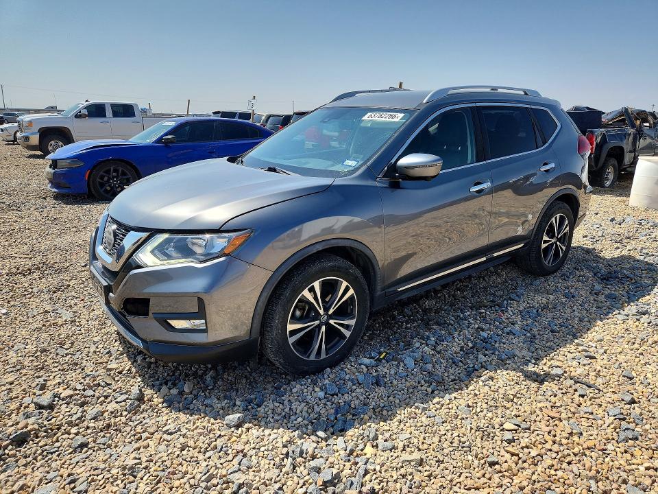 NISSAN ROGUE 2018 with VIN JN8AT2MT6JW453845 - Photo from auction