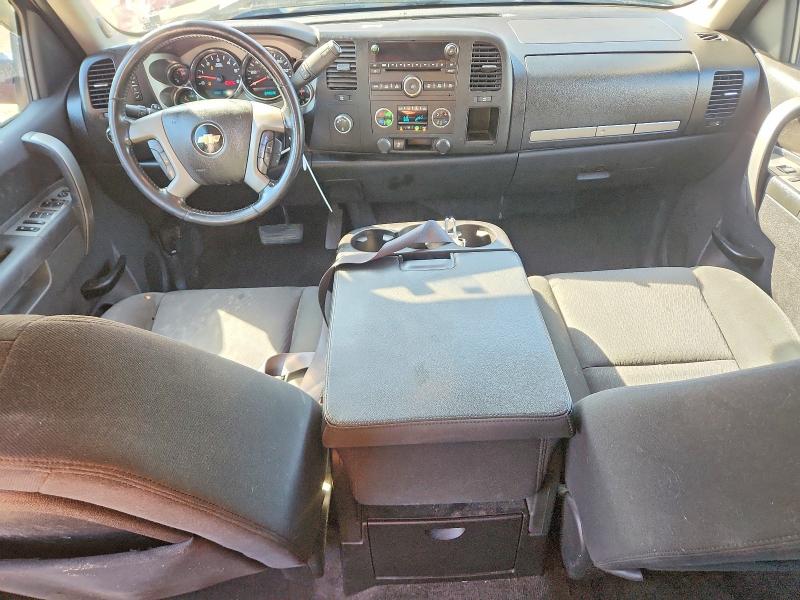 Photo 8 from auction – 2013 CHEVROLET SILVERADO with VIN 3GCPKSE72DG304118