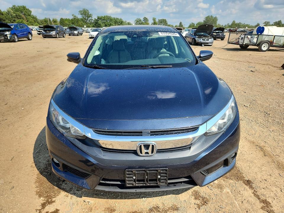 Photo 5 from auction – 2017 HONDA CIVIC with VIN 19XFC1F4XHE032796