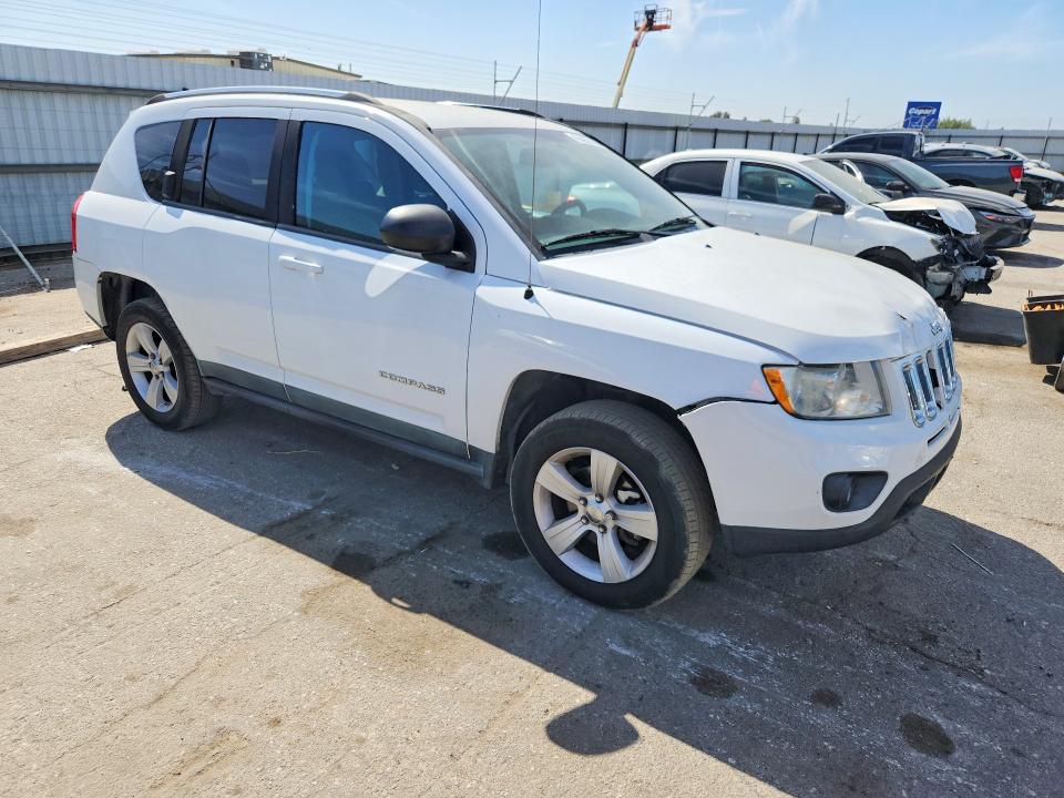 Photo 4 from auction – 2011 JEEP COMPASS with VIN 1J4NF1FB2BD201679