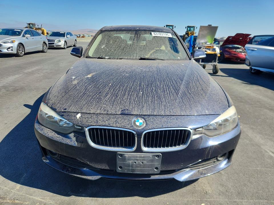 Photo 5 from auction – 2014 BMW 328 with VIN WBA3D3C55EK157025