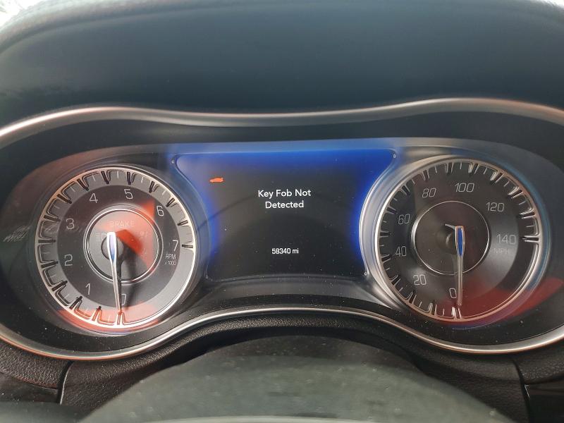 Photo 9 from auction – 2023 CHRYSLER 300 with VIN 2C3CCAAGXPH706554