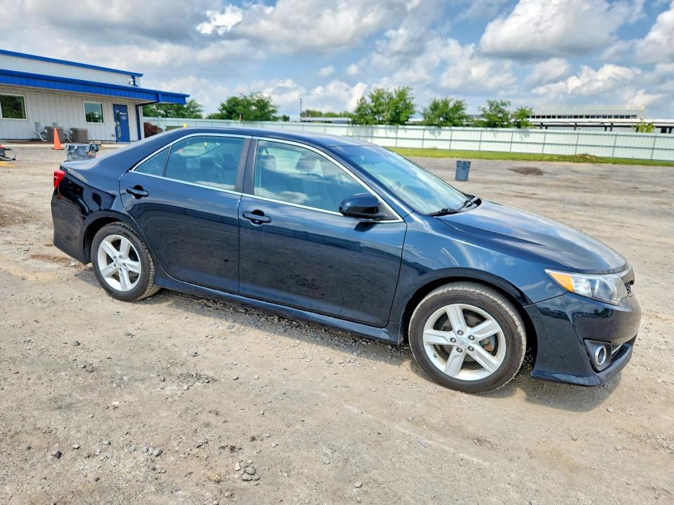 Foto 4 de la subasta – 2014 TOYOTA CAMRY con VIN 4T1BF1FK3EU438786