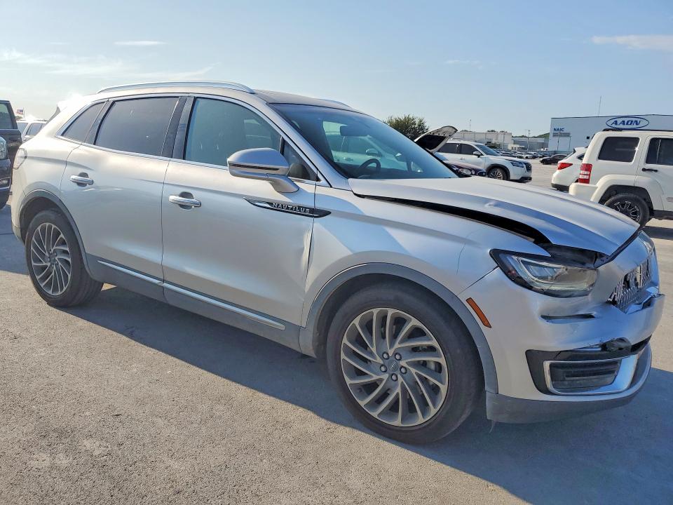 Photo 4 from auction – 2019 LINCOLN NAUTILUS with VIN 2LMPJ6LP2KBL57446