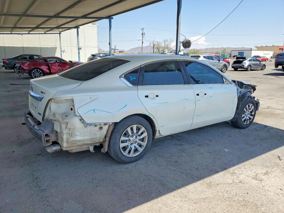 Photo 3 from auction – 2013 NISSAN ALTIMA with VIN 1N4AL3AP9DN472611