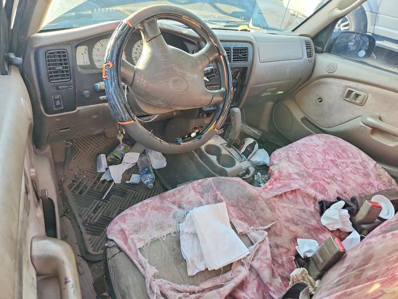 Photo 8 from auction – 2002 TOYOTA TACOMA with VIN 5TENM92NX2Z126862