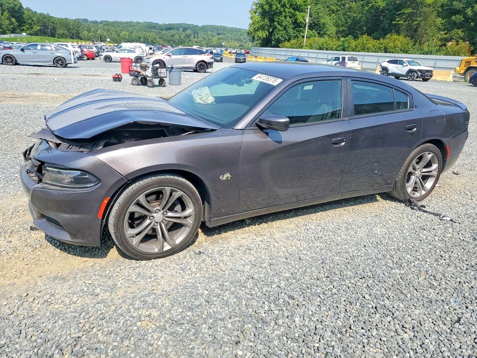 DODGE CHARGER 2018 with VIN 2C3CDXCT5JH260377 - Photo from auction