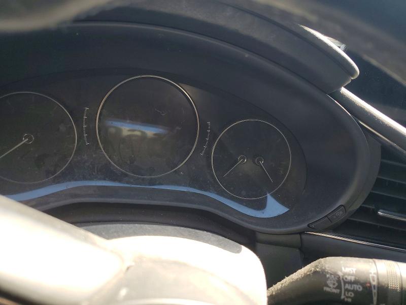Photo 9 from auction – 2019 MAZDA 3 with VIN JM1BPAMM2K1120225