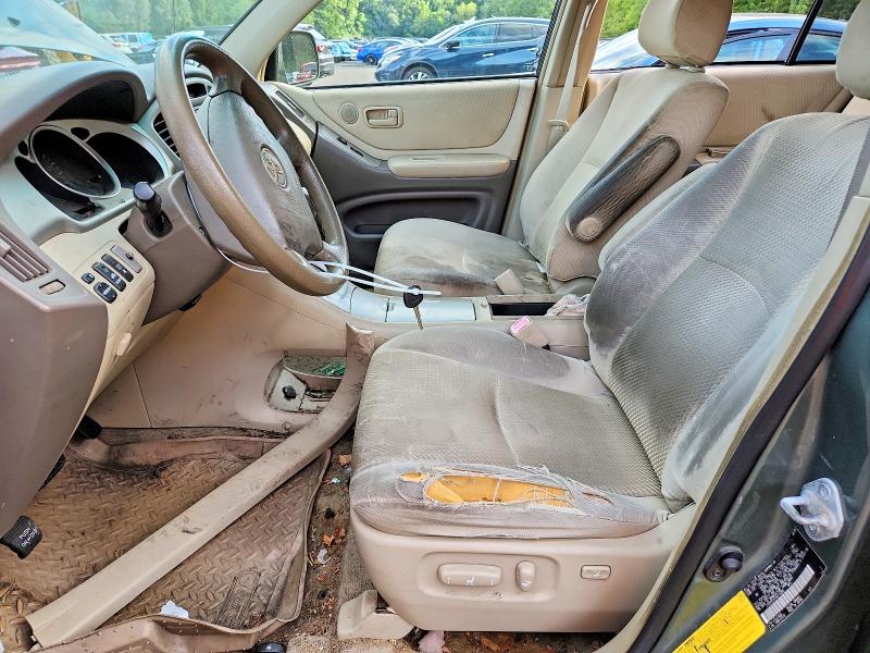 Photo 7 from auction – 2005 TOYOTA HIGHLANDER with VIN JTEEP21A150116265
