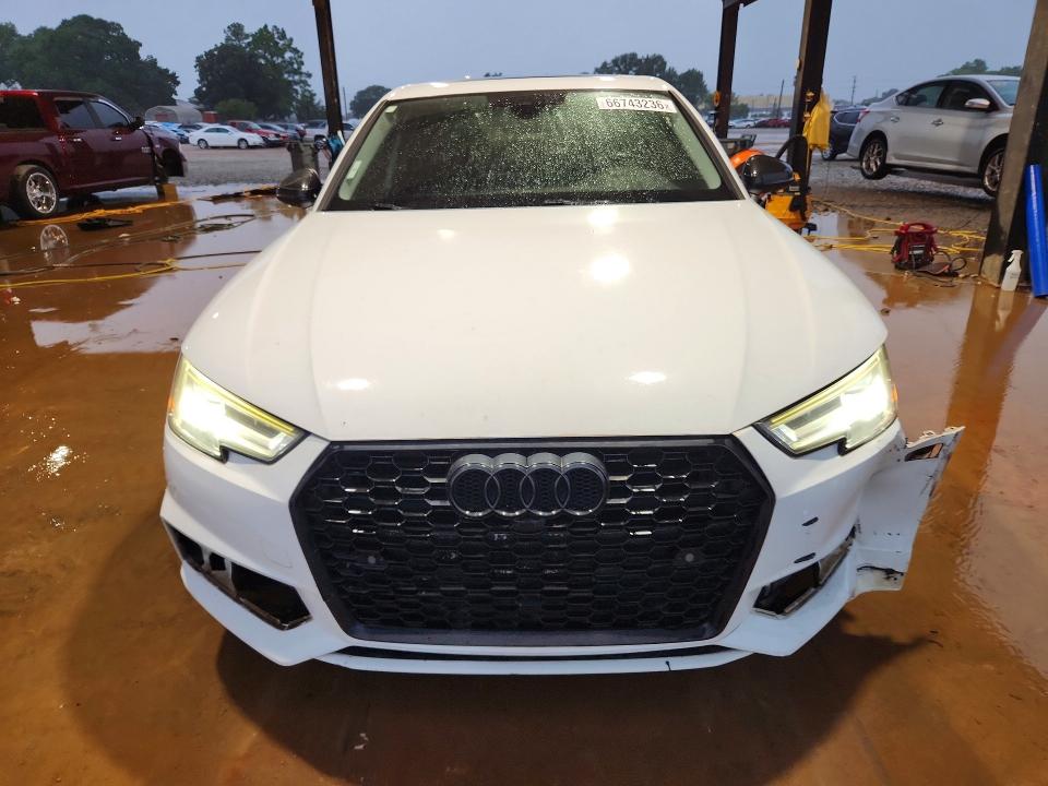 Photo 5 from auction – 2017 AUDI A4 with VIN WAUENAF42HN031205
