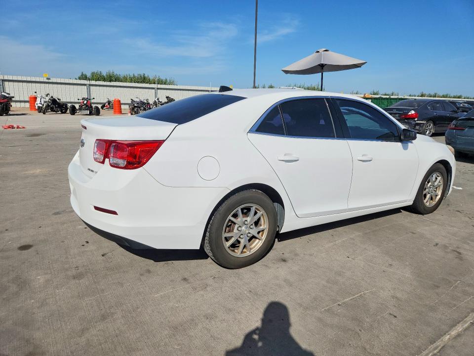 Photo 3 from auction – 2014 CHEVROLET MALIBU with VIN 1G11A5SL3EF243000