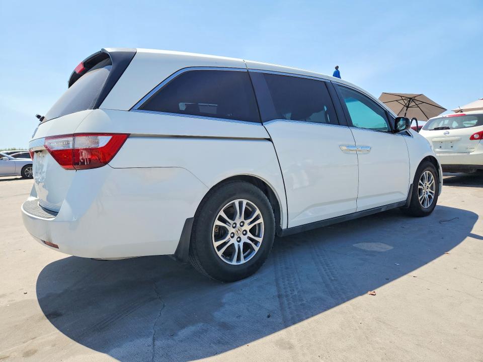 Photo 3 from auction – 2011 HONDA ODYSSEY with VIN 5FNRL5H66BB076685