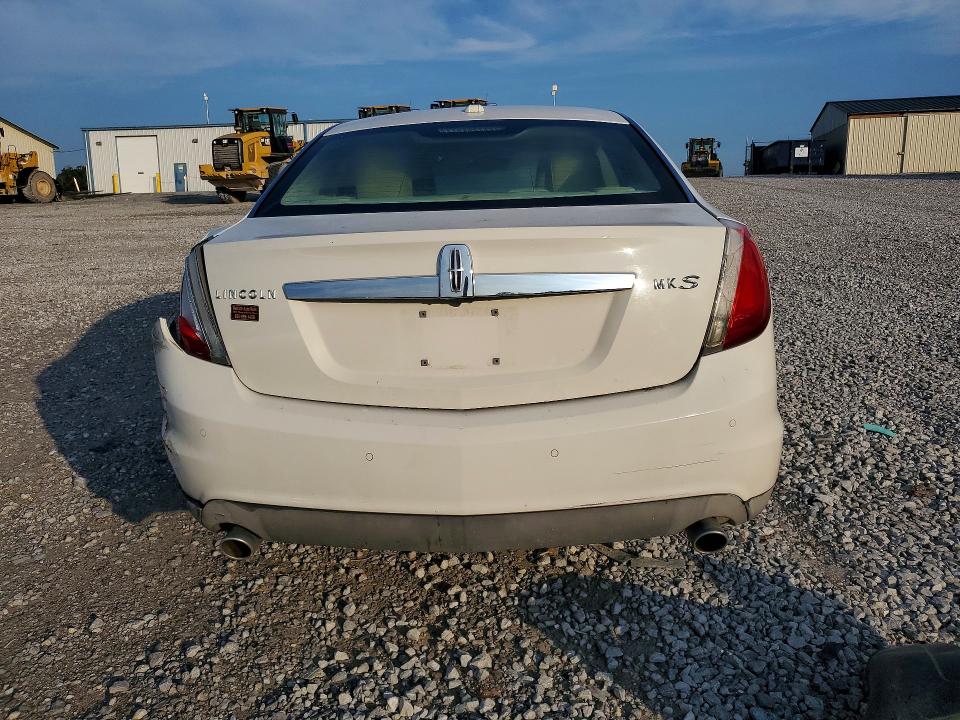 Photo 6 from auction – 2010 LINCOLN MKS with VIN 1LNHL9DR4AG614917