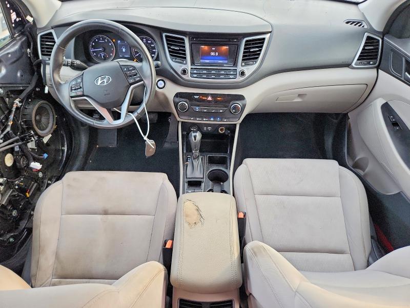 Photo 8 from auction – 2017 HYUNDAI TUCSON with VIN KM8J33A25HU352164