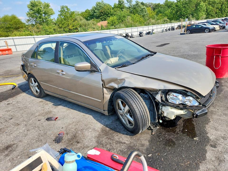 Photo 4 from auction – 2003 HONDA ACCORD with VIN JHMCM56633C044733