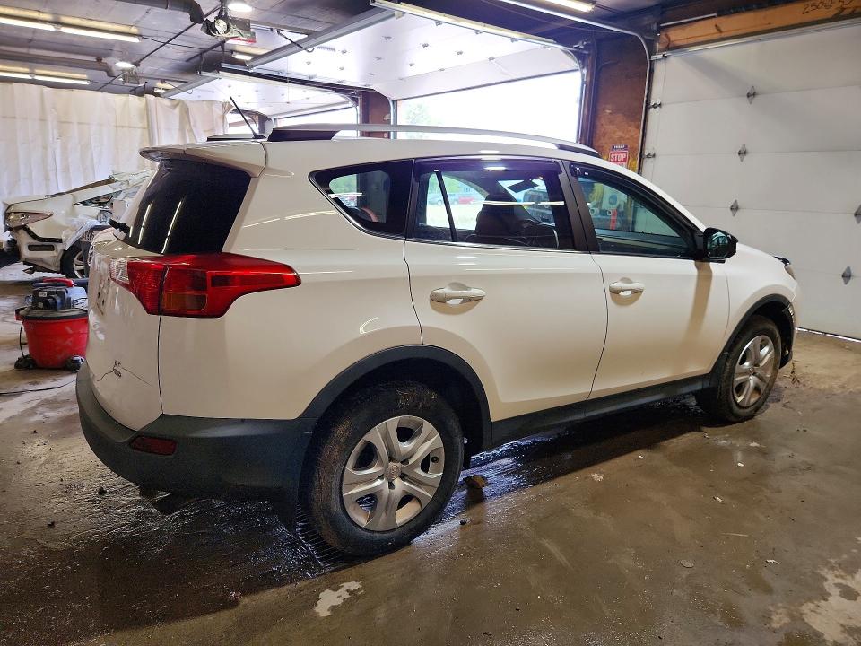 Photo 3 from auction – 2013 TOYOTA RAV4 with VIN 2T3BFREV2DW038122