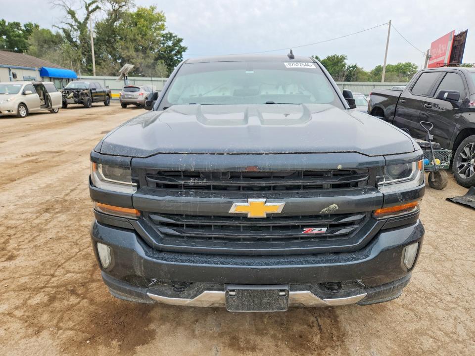 Photo 5 from auction – 2018 CHEVROLET SILVERADO with VIN 3GCUKREC0JG143644