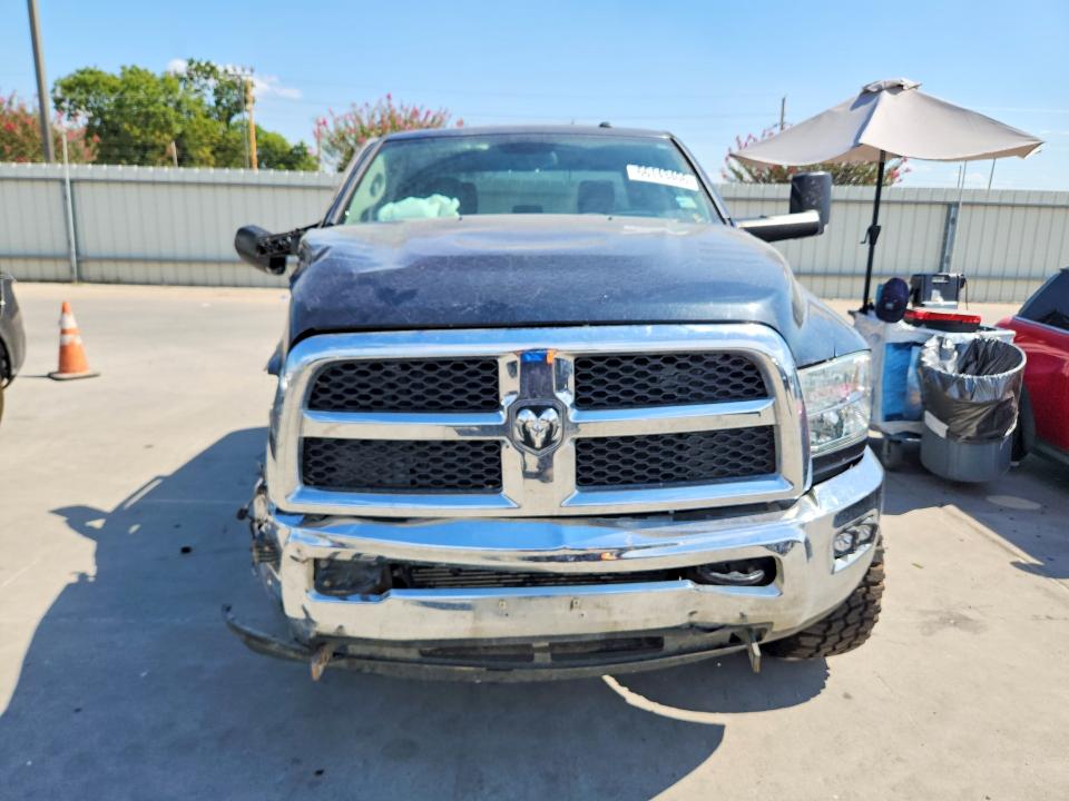 Photo 5 from auction – 2014 RAM 2500 with VIN 3C6UR5HL7EG272168