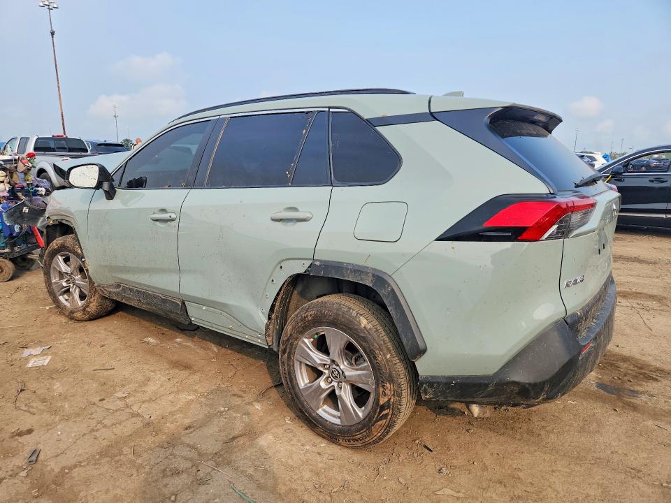 Photo 2 from auction – 2023 TOYOTA RAV4 with VIN 2T3W1RFV8PW281582