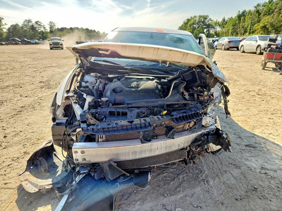 Photo 5 from auction – 2017 NISSAN MAXIMA with VIN 1N4AA6AP4HC418139