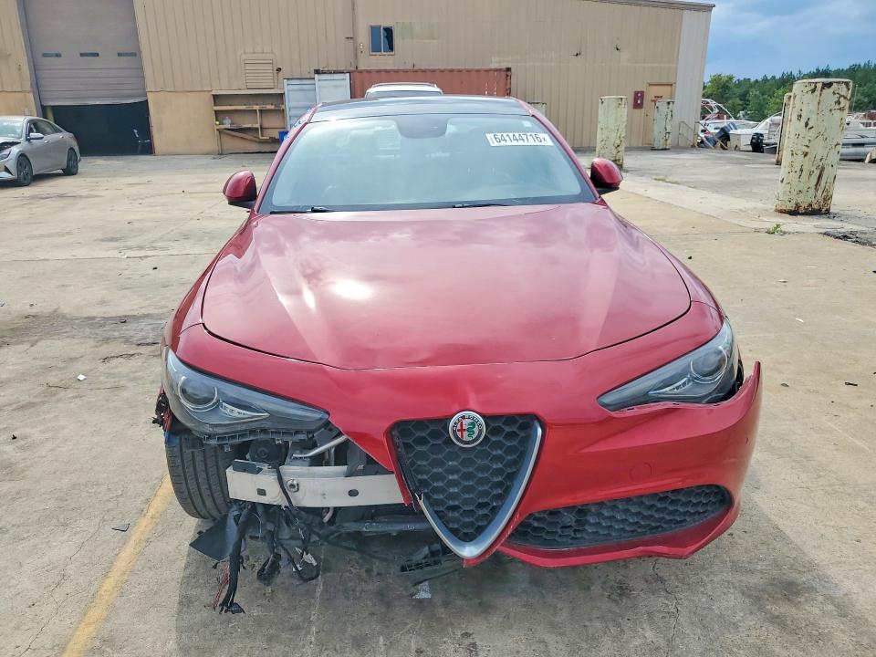 صورة رقم 5 من المزاد - 2017 ALFA ROMEO GIULIA مع VIN ZARFAECN1H7561781