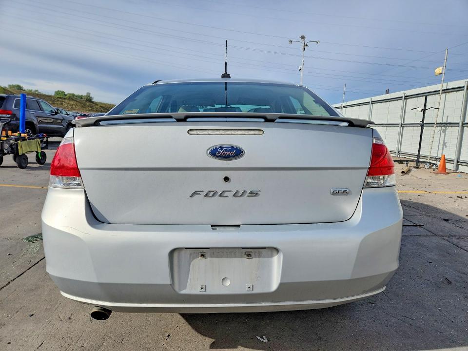 Photo 6 from auction – 2008 FORD FOCUS with VIN 1FAHP35N48W180053