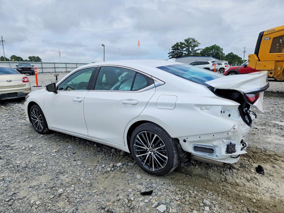 Photo 2 from auction – 2025 LEXUS ES 300H with VIN 58ADA1C18SU062321