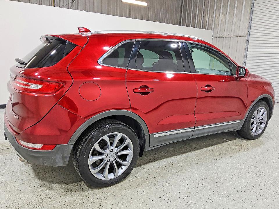 Photo 3 from auction – 2016 LINCOLN MKC with VIN 5LMTJ2DH3GUJ30632