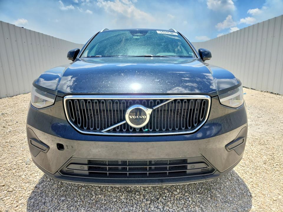 Photo 5 from auction – 2023 VOLVO XC40 with VIN YV4K92HK0P2958891
