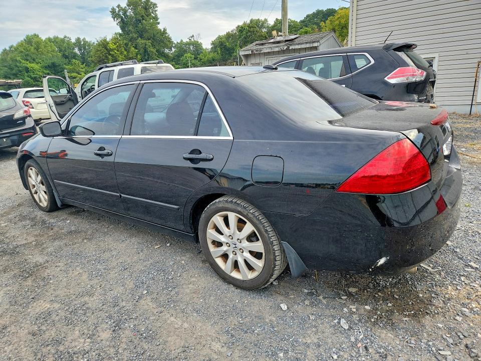 Photo 2 from auction – 2007 HONDA ACCORD with VIN 1HGCM66547A072767