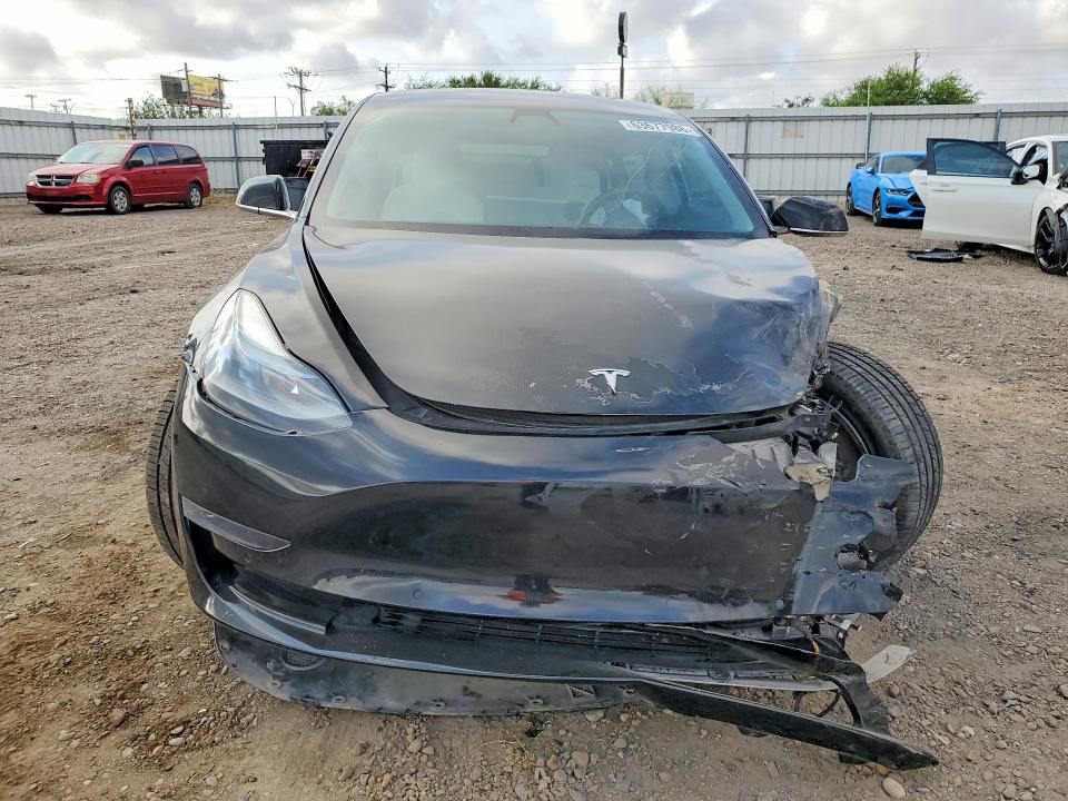 Photo 5 from auction – 2019 TESLA MODEL 3 with VIN 5YJ3E1EAXKF362962